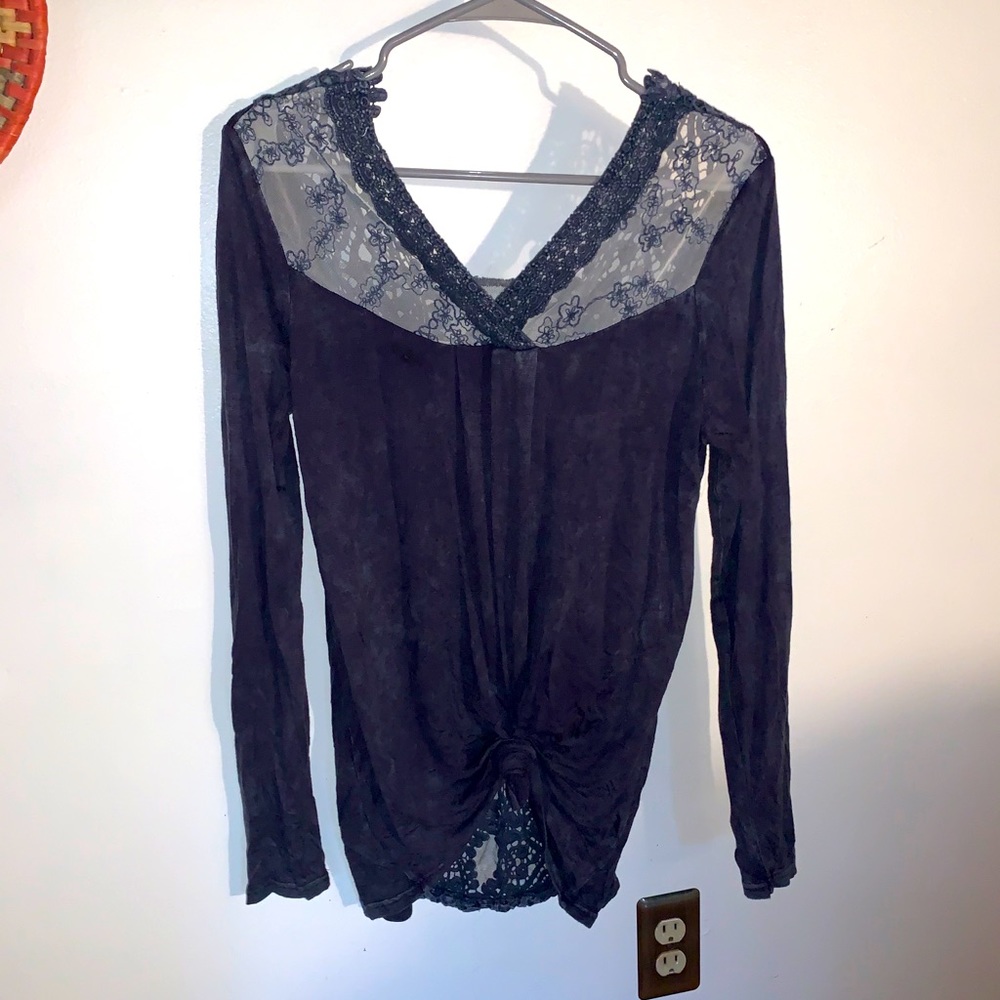 Gimmicks top